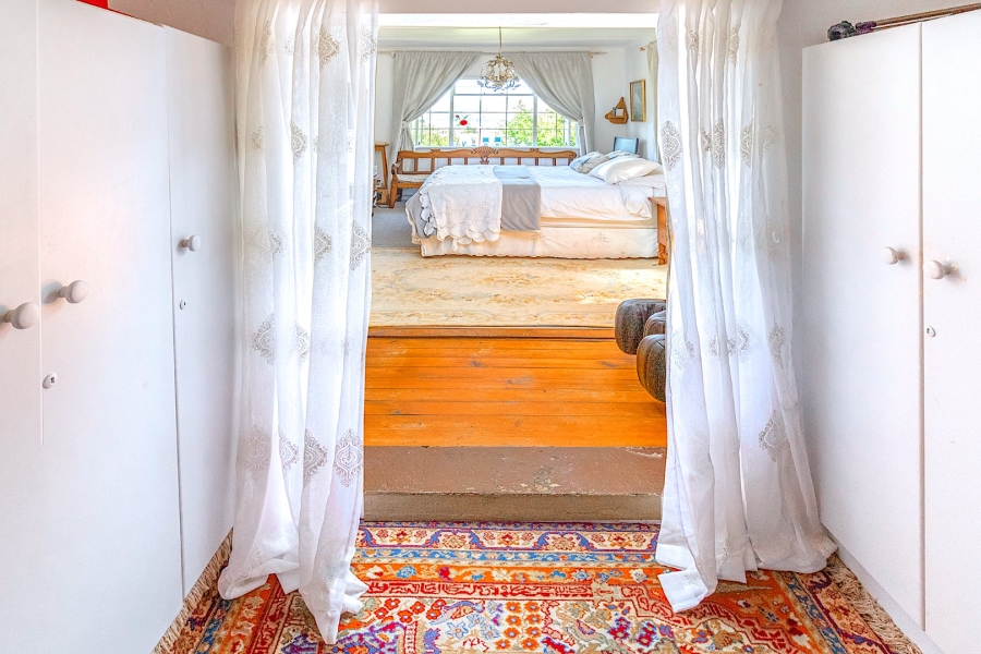 4 Bedroom Property for Sale in Knysna Central Western Cape